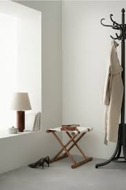 Round Stoneware Jar Natural White Home All H M Us Klapphocker Lampenfuss Akazienholz