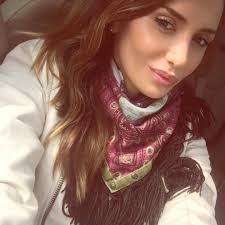 Radim 6 dana u nedelji... i u nedelju :D #radnanedeljaipoljubaczavas :*  Working 6 days a week and Sunday 😜 #workingsundays