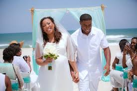 An elopement can be planned or done on short notice. Beach Elopements Sun And Sea Beach Weddings Georgia And Florida