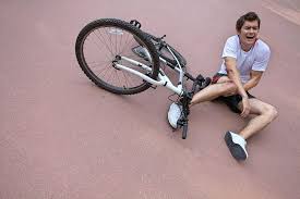 And travel at the same speed, you'll burn 67 calories per mile or 466 calories every 7 miles. Cycling Vs Walking Which One Gives You Better Workout