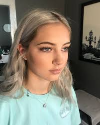 Michelle Lear (@michelle_lear_makeup) • Instagram photos and videos