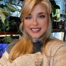 Christine Alford's Instagram, Twitter & Facebook