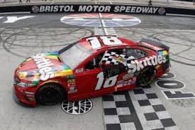 Something kevin harvick hasn't had in almost 2 full seasons (knock on wood). Mencs Kyle Busch Wins Food City 500 At Bristol