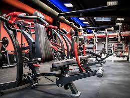 A point of reference for technical innovation, style and emotion. Panatta Srl