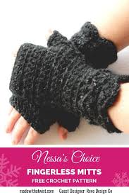 These lacy leaf patterns are love! Nessa S Choice Chunky Fingerless Gloves Free Crochet Pattern