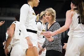 Lisa bluder, iowa women's basketball coach, at the iowa city public library children's reading program. Iowa Women S Basketball Pushed By Bluder S Passion The Daily Iowan