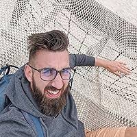 Oscar Duke's Instagram, Twitter & Facebook