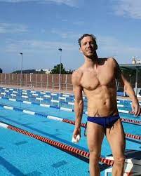 Le nageur genevois de 26 ans, médaillé de bronze du 200 m 4 nages aux jeux . Have A Good Week Everyone Jeremy Desplanches