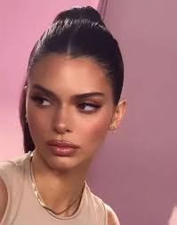 Lucky Star Blemish Patches Kendall Jenner Makeup Jenner Makeup Summer Makeup Trends