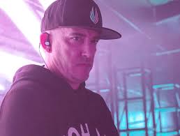 MEE Professional Artist Roster