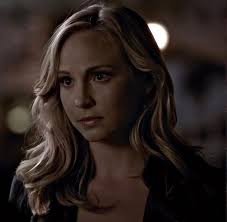 Isabella Black Nee Swan (Nickname: Bella/Izzy)