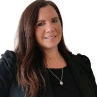 30+ "Julie Moos" profiles