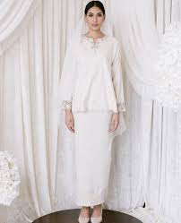 Kurung perempuan baju kurung putih polos baju kurung pendek modern baju kurung pernikahan baju kurung payet baju kurung pria melayu baju kurung pink baju kurung pengantin malaysia. 240 Kurung Modern Ideas In 2021 Fashion Dresses Hijab Fashion