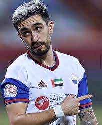 ورحب مجلس إدارة اتحاد الكرة الإماراتي برئاسة مروان بن غليطة، بقرار حاكم الشارقة، بدمج نادي الشعب لنادي الشارقة، ووصفه بالقرار الحكيم الذي سيصب في مصلحة كرة الإمارات. ØµØ­ÙŠÙØ© Ø§Ù„Ø³ÙˆØ¨Ø± Ø¹Ø§Ø¬Ù„ ÙˆØ±Ø³Ù…ÙŠØ§ Ù†Ø§Ø¯ÙŠ Ø§Ù„Ø´Ø§Ø±Ù‚Ø© Ø§Ù„Ø¥Ù…Ø§Ø±Ø§ØªÙŠ ÙŠÙˆØ§ÙÙ‚ Ø¹Ù„Ù‰ Ø¨ÙŠØ¹ Ø§Ù„Ù„Ø§Ø¹Ø¨ ÙƒÙˆØ±Ù†Ø§Ø¯Ùˆ Ù„Ù†Ø§Ø¯ÙŠ Ø§Ù„Ø§ØªØ­Ø§Ø¯ Ø§Ù„Ø³Ø¹ÙˆØ¯ÙŠ