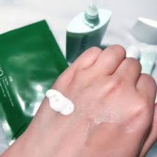 Find out if the naruko tea tree shine control & blemish clear serum is good for you! Naruko Tea Tree Refresh Cooling Sunscreen Spf 50 Reviews In Sun Protection Body Chickadvisor