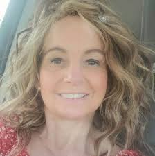 Repurposing old white and copper tins for creative landscapes