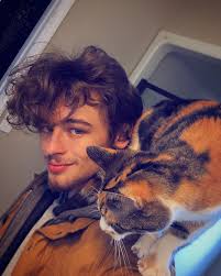 A mad hatter and his Cheshire Cat