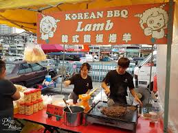 This pasar malam stretches across 2.4 km boasting a variety of malay and chinese cuisine location: Korean Bbq Lamb In Connaught Pasar Malam Kl