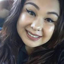 Selena Cunningham's Instagram, Twitter & Facebook