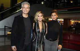 Production design vera hamburger director ale machado cinematography paulo de tarso disca co production 44 filmes, fox international productions, telecine, globo filmes. Flavia Alessandra Faz Pre Estreia Carioca De O Amor Da Trabalho Ofuxico