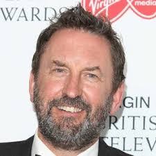 Lee Mack's Instagram, Twitter & Facebook