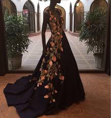 Manish Malhotra Bride Cocktail Look Indian Gown Fashion Indian Cocktail Dress Cocktail Gowns Indian Gowns