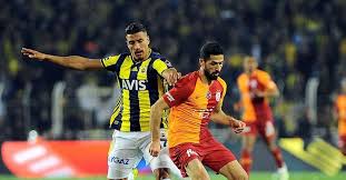 Kaleyi bulan ilk şutunu 86'da atan sarı lacivertliler'i galibiyete taşıyan isim 90+1'de jozef de souza oldu. Kadikoy De Buyu Bozulmadi Fenerbahce 1 1 Galatasaray Fenerbahce Galatasaray Mac Ozeti Fotomac