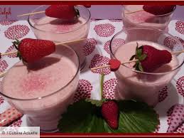 Recette Mousse De Fraise Au Fromage Blanc Ingredients 7 Personnes 500 G De Fraises 250 G De Fromage En 2020 Mousse Fraise Fromage Blanc Recette Avec Des Fraises