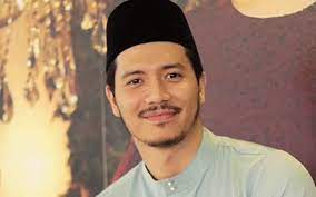 Fattah amin — wanita terindah 04:07. Baru Sahaja Dikeluarkan Lagu Raya Fattah Amin Tersenarai Dalam Itunes Top 3 Tapi Media Hiburan