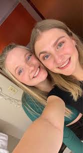 Jennifer Grosjean's Instagram, Twitter & Facebook