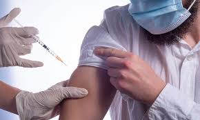 Πολλοί ενήλικοι δεν γνωρίζουν ότι ο εμβολιασμός αποτελεί μια από τις πιο αποτελεσματικές παρεμβάσεις δημόσιας υγείας και ότι πρέπει να συνεχίζεται και στην ενήλικη ζωή. B Kkikilias Emboliasmos Kat Oikon Gia Amea Onmed Gr