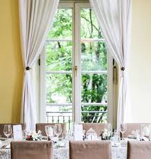 Il a plusieurs façons de les habiller. Le Petit Guide Du Rideau Schilliger