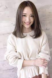 2020最新 面長さんに似合う髪型って 顔型活かして美人見え おすすめヘアスタイル ホットペッパービューティーマガジン 2020 ヘアスタイル 面長 ヘアスタイル 髪型