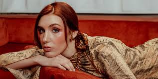 Alopecia sufferer Eve praised by viewers for removing wig