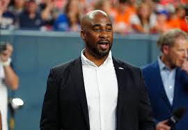 Why Broncos president Damani Leech is poised to expand the team's brand  globally - The Athletic