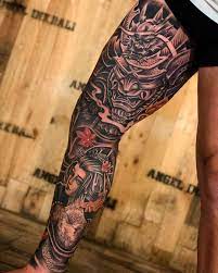 Cuenta Original De Angelinkbali En Instagram Sensacional Tatuaje De Manga Japonesa En La Pierna Leg Tattoo Men Japanese Leg Tattoo Leg Sleeve Tattoo