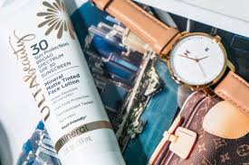 I share the best tinted sunscreens for each fitzpatrick phototype. Beauty Pick Of The Month Ulta Tinted Mineral Face Lotion Spf 30 F L A W L E S S World