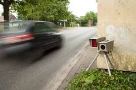 Aber bitte nicht während der fahrt. Mobile Blitzer Infos Zur Flexiblen Verkehrsuberwachung 2021
