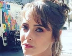 How old is fernanda nobre? Fernanda Nobre Esta Confirmada Em Deus Salve O Rei Bastidores O Planeta Tv