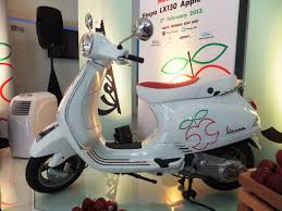 Year on registration denotes model year. Vespa Lx150 Apple Limited Edition Launched Rm11 388 Paultan Org