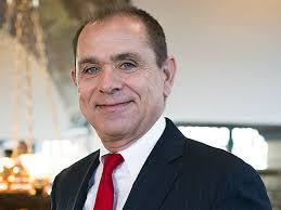 Kenny Schuster's Instagram, Twitter & Facebook