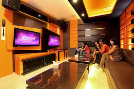 Umumnya ruang karaoke ada jenis ruangan karaoke untuk disewakan yaitu karaoke bisnis dan karaoke di rumah. Peluang Bisnis Karaoke Lengkap Dengan Analisa Usahanya