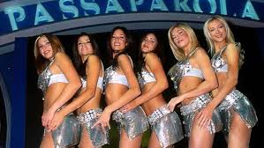 Come inizia la loro storia d'amore. Passaparola Che Fine Hanno Fatto Le Famose Letterine