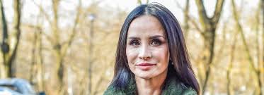 Viola kołakowska, partnerka tomasza karolaka, w przeszłości zajmowała się modelingiem. Viola Kolakowska Kim Jest Wiek Wzrost Waga Instagram Kariera Plotki Partner Dzieci