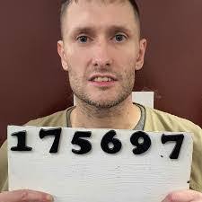 Edwin Bell's Instagram, Twitter & Facebook