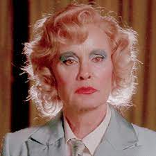 Freak show, we meet jessica lange's character, elsa who better to portray a wealthy woman than frances conroy. Ahs Freakshow 04x01 Elsa Mars Gif Find On Gifer