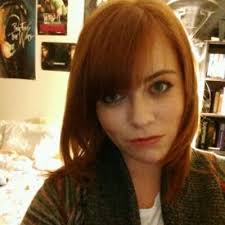 Whitney Applegate (@whittnaee)