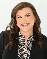 Miranda Peacock's Instagram, Twitter & Facebook