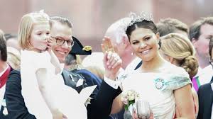 Insgesamt 18 prozent der 1.000 befragten deutschen frauen nannten kronprinzessin victoria als ihre favoritin. Hochzeit In Schweden Victoria Bezaubert Mit Bezahlbarem H M Look Panorama Stuttgarter Nachrichten