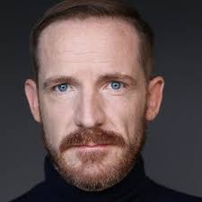 Marc Evan aka Kevin with a beard : r/brooklynninenine